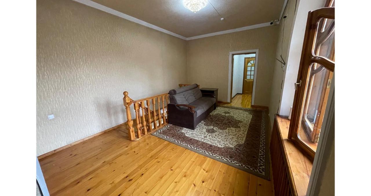 Old Inn Hostel Tashkent Ngoại thất bức ảnh